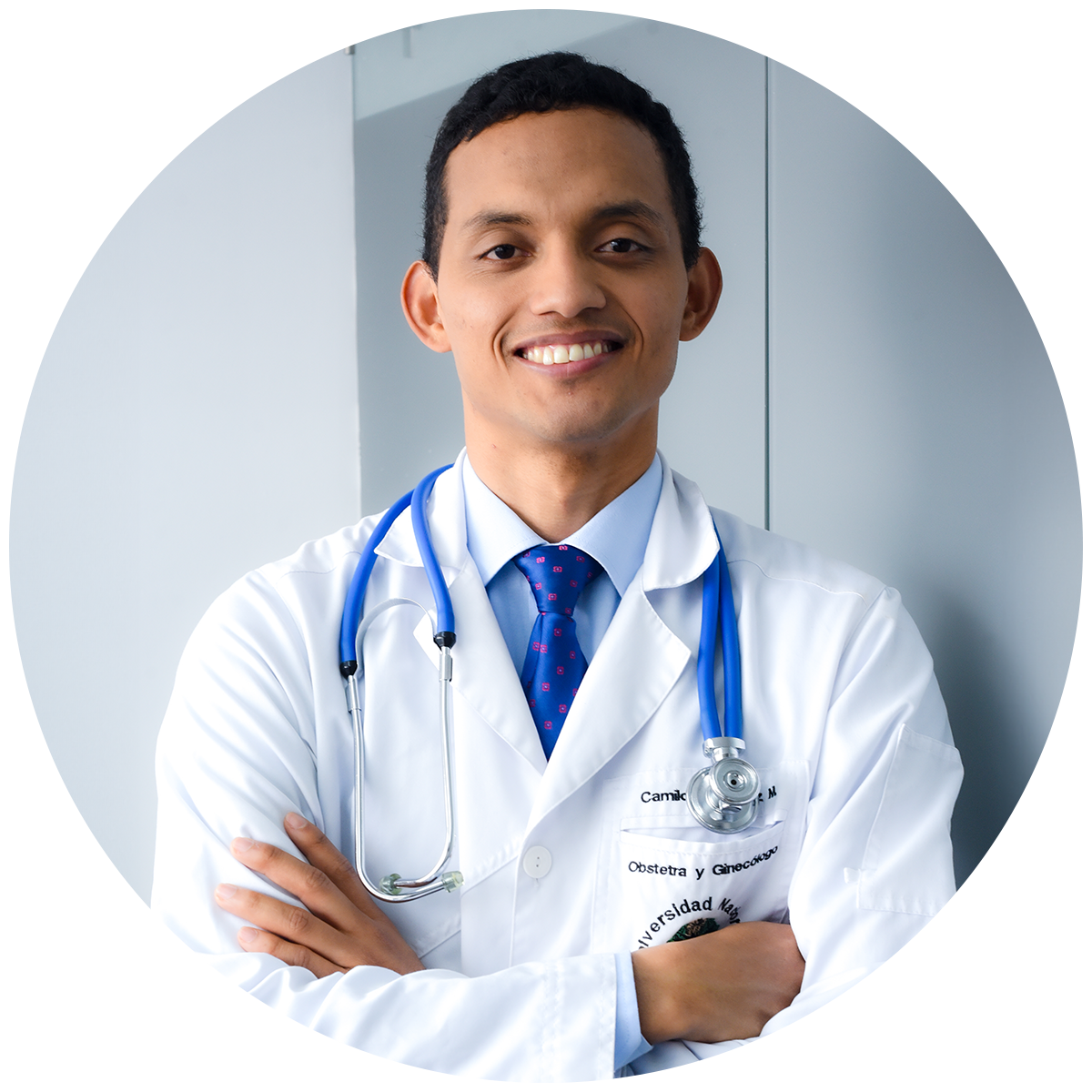 Camilo Muñoz Martínez, ginecólogo y obstetra egresado de la Universidad Nacional de Colombia